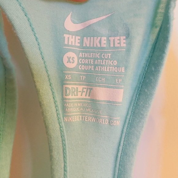 Nike Active Tank - Picture 3 of 3